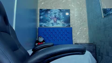 Snapshot of elangiraldo chatting on May 2026 11:24:01 PM Elan Giralon online show from May 2026 11:24:01 PM
