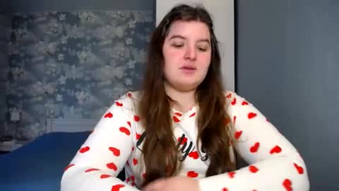 Elanis online show from March 2025 01:25:02 PM