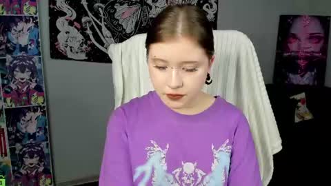 Snapshot of elara_irving chatting on July 2026 03:08:01 AM Elly online show from July 2026 03:08:01 AM