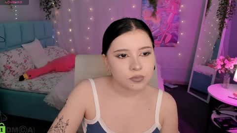 Snapshot of elara_irving chatting on July 2026 02:53:01 AM Elly online show from July 2026 02:53:01 AM