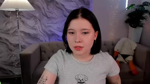 Snapshot of elara_irving chatting on August 2026 02:58:02 AM Elly online show from August 2026 02:58:02 AM