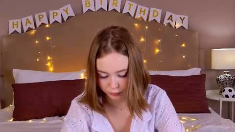 elaravance online show from June 2026 05:12:02 AM
