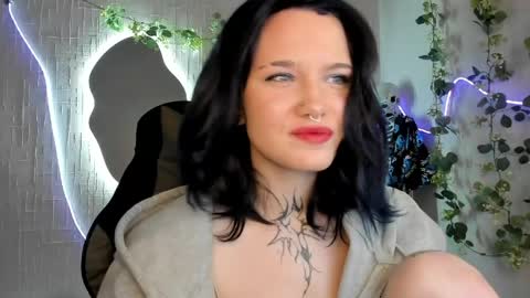 Snapshot of elastikiss chatting on May 2026 11:32:01 PM elastikiss online show from May 2026 11:32:01 PM