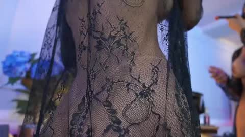 Elasummeer online show from April 2026 12:09:02 PM