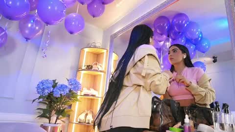 Elasummeer online show from April 2026 12:08:02 PM