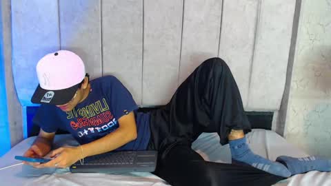 Snapshot of elchino_69 chatting on October 2025 06:11:02 AM EL CHINO 69 online show from October 2025 06:11:02 AM