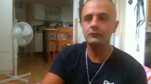 Snapshot of elcondorxo509107 chatting on February 2026 02:20:02 AM daniel18cmx online show from February 2026 02:20:02 AM