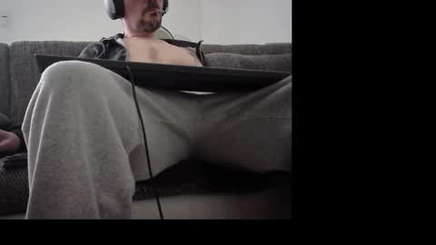 Snapshot of eldonan chatting on February 2026 01:48:01 PM Nando online show from February 2026 01:48:01 PM