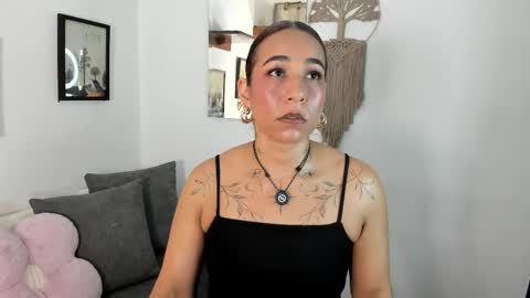 Snapshot of electra_hunt chatting on May 2026 09:50:02 AM Electra- Please help me reach 100 likes online show from May 2026 09:50:02 AM