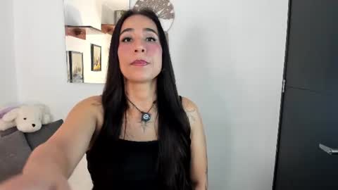 Snapshot of electra_hunt chatting on June 2026 12:13:02 AM Electra- Please help me reach 100 likes online show from June 2026 12:13:02 AM