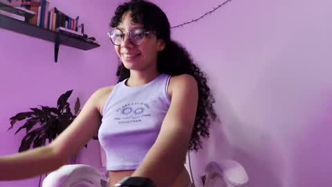 Snapshot of elektra_williams chatting on February 2025 03:31:02 AM elektra_williams online show from February 2025 03:31:02 AM