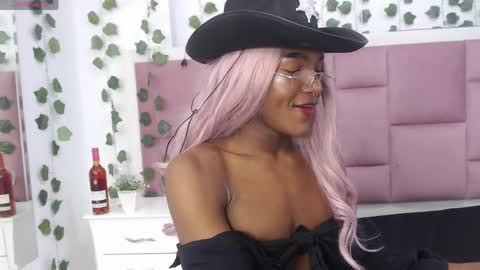 Snapshot of elektraqueen1 chatting on May 2026 07:34:01 PM LUISA online show from May 2026 07:34:01 PM
