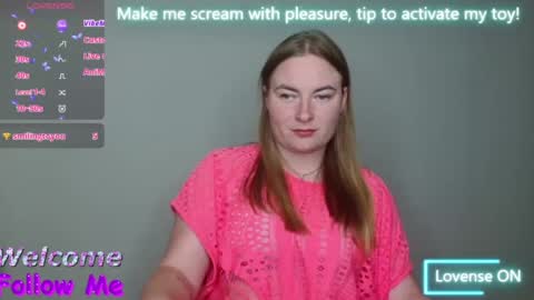 Snapshot of elena_maeer chatting on July 2026 07:19:02 PM Elena online show from July 2026 07:19:02 PM