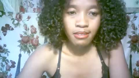 elenah013 online show from April 2026 07:25:02 AM