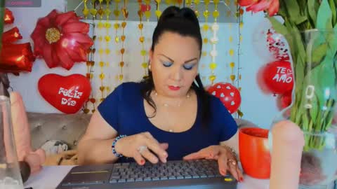 Snapshot of elenna_boobs_ chatting on September 2025 05:31:01 AM elenna_boobs_ online show from September 2025 05:31:01 AM