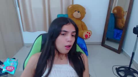 agnes online show from February 2025 10:37:01 PM