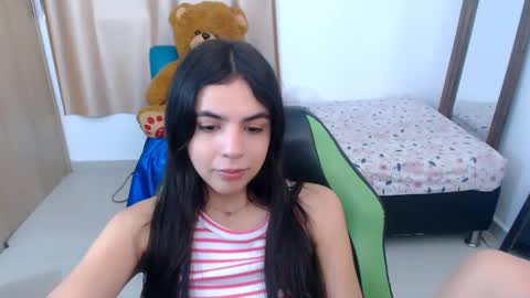 agnes online show from March 2025 05:39:02 PM