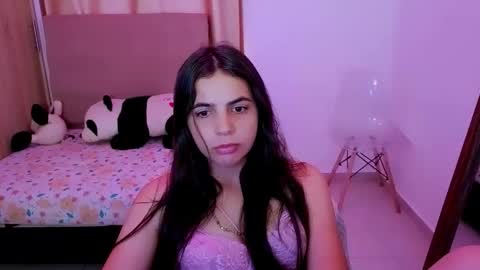 Snapshot of elenna_hotx chatting on May 2026 06:02:02 PM agnes online show from May 2026 06:02:02 PM