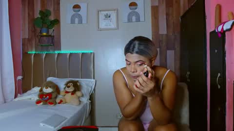 eletrabrowns online show from October 2025 12:50:01 PM