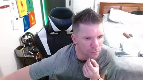 Walker online show from December 2025 08:45:01 AM