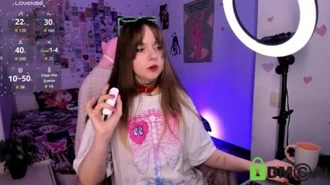 Kira online show from April 2026 09:12:02 PM