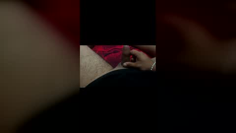 Snapshot of elgarcia04102003 chatting on April 2026 01:41:02 PM elgarcia04102003 online show from April 2026 01:41:02 PM