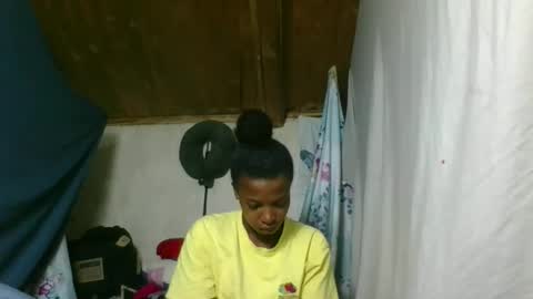 elia011 online show from March 2026 05:42:02 PM