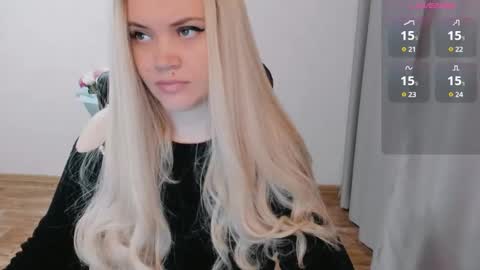 Snapshot of elia_ chatting on December 2024 08:00:02 AM Ella online show from December 2024 08:00:02 AM