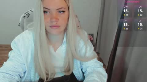 Snapshot of elia_ chatting on November 2025 06:45:01 AM Ella online show from November 2025 06:45:01 AM