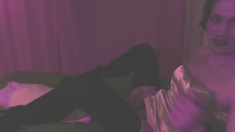 Snapshot of eliana_e chatting on May 2026 09:20:02 PM Eliana online show from May 2026 09:20:02 PM
