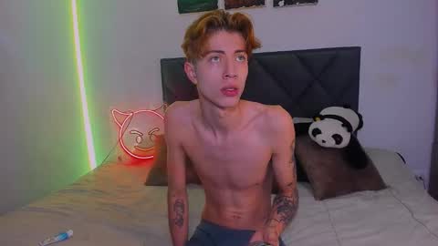 Snapshot of eliann_adam chatting on February 2025 02:26:01 PM eliann_adam online show from February 2025 02:26:01 PM