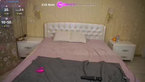 Luna online show from October 2025 03:46:02 PM