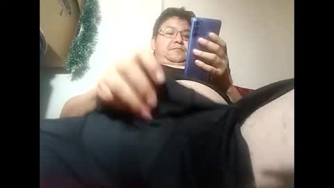 elimposstor online show from December 2024 03:03:01 PM