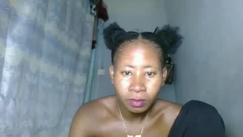 elina981 online show from February 2026 10:47:02 AM