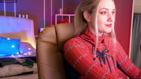 Elina online show from January 2025 01:22:01 AM