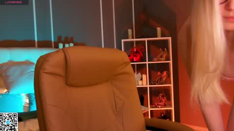 Elina online show from February 2025 01:04:01 AM