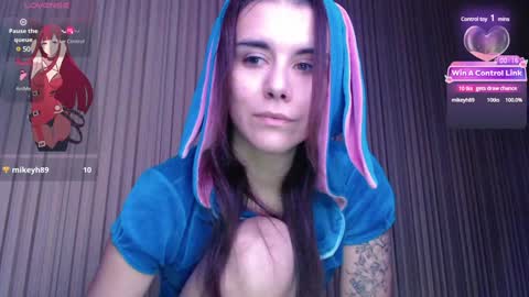 Snapshot of elina_posh chatting on December 2024 08:07:02 PM Liza online show from December 2024 08:07:02 PM