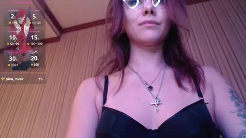Snapshot of elina_posh chatting on March 2025 06:08:02 PM Liza online show from March 2025 06:08:02 PM