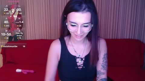 Snapshot of elina_posh chatting on March 2025 05:07:01 PM Liza online show from March 2025 05:07:01 PM