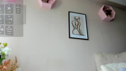 Snapshot of elinamoon_ chatting on May 2026 07:37:01 AM Elina online show from May 2026 07:37:01 AM