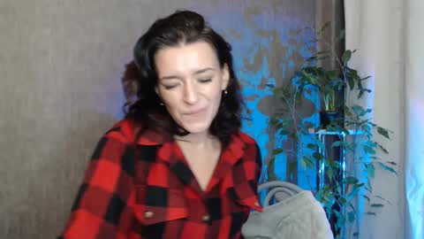 Snapshot of elinapretty chatting on January 2025 01:54:01 AM Elina online show from January 2025 01:54:01 AM