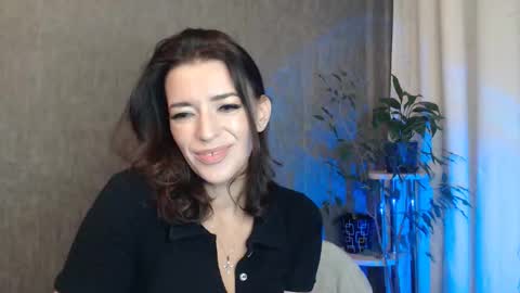 Snapshot of elinapretty chatting on September 2025 11:43:01 PM Elina online show from September 2025 11:43:01 PM