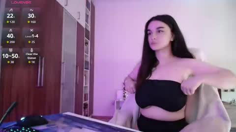 Elina Rossi online show from April 2026 09:18:01 AM