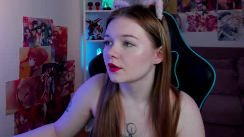 elinavale online show from April 2026 05:21:02 PM