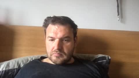 Snapshot of eliot26 chatting on May 2026 11:15:01 AM e26 online show from May 2026 11:15:01 AM