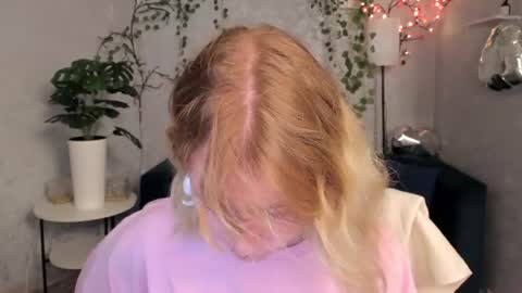 Elira Vane online show from June 2026 03:08:01 AM