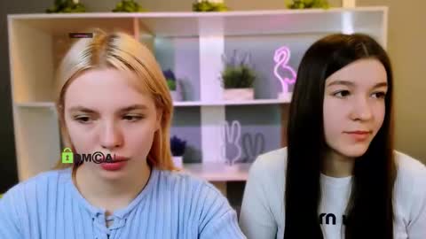 elis_sunny online show from February 2026 06:40:02 AM