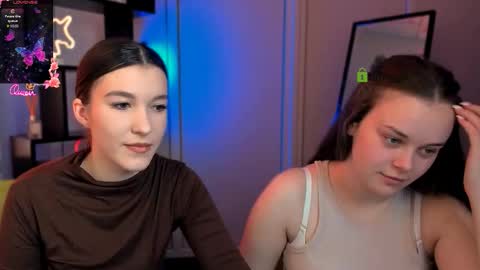 elis_sunny online show from March 2026 06:31:02 AM