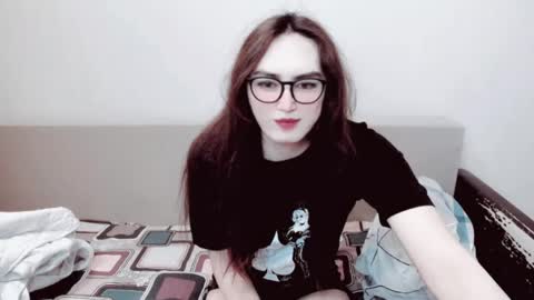 Snapshot of elisa_2001 chatting on May 2026 07:15:02 AM Liza online show from May 2026 07:15:02 AM
