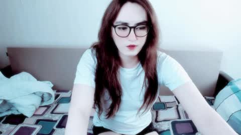 Snapshot of elisa_2001 chatting on June 2026 10:20:01 AM Liza online show from June 2026 10:20:01 AM